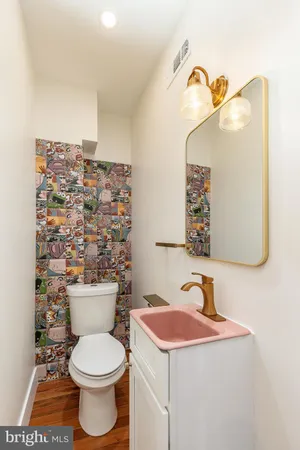$3,950 | 412 Sepviva Street, Philadelphia, PA 19125
