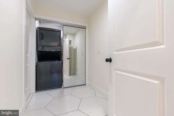 $3,950 | 412 Sepviva Street, Philadelphia, PA 19125