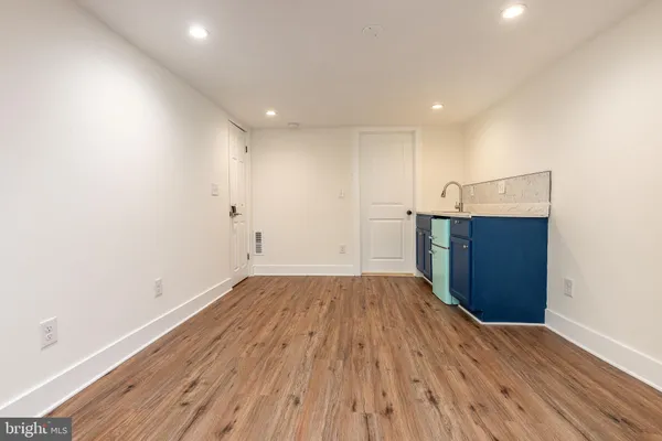 $3,950 | 412 Sepviva Street, Philadelphia, PA 19125