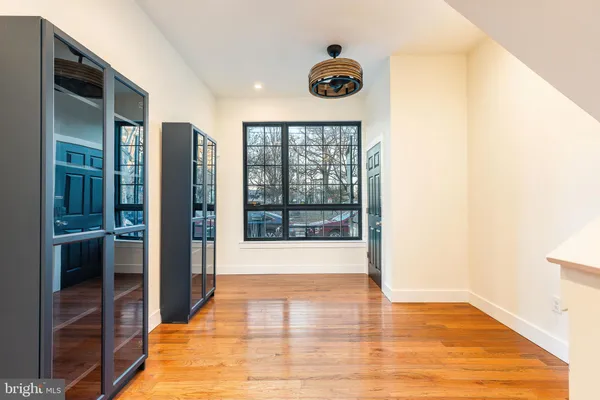 $3,950 | 412 Sepviva Street, Philadelphia, PA 19125