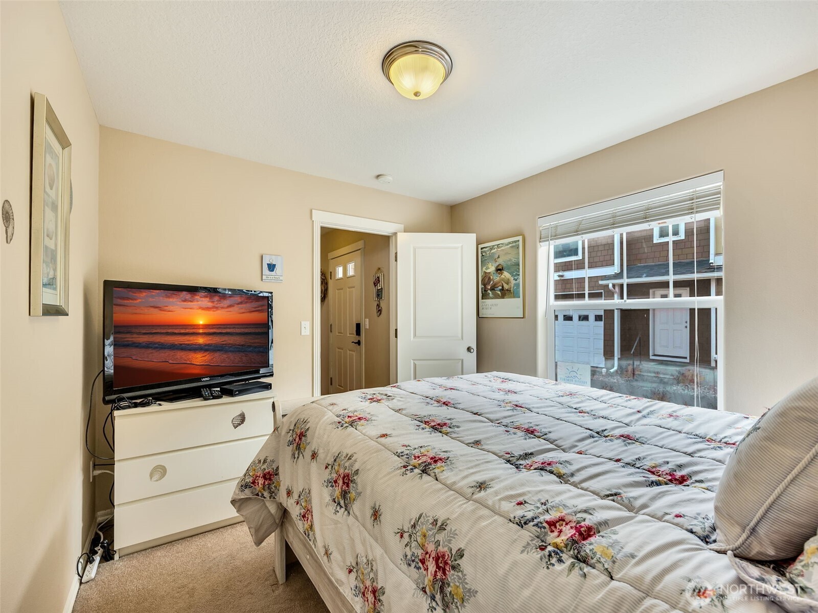 316 7th Street Southwest, Unit 13 Long Beach, WA 98631 - Photo 10 of 33