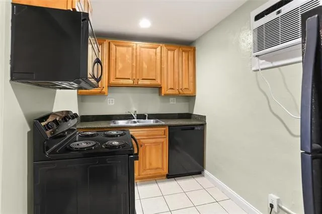 $875 | 235 Central Avenue, Unit 11, Jefferson, LA 70121