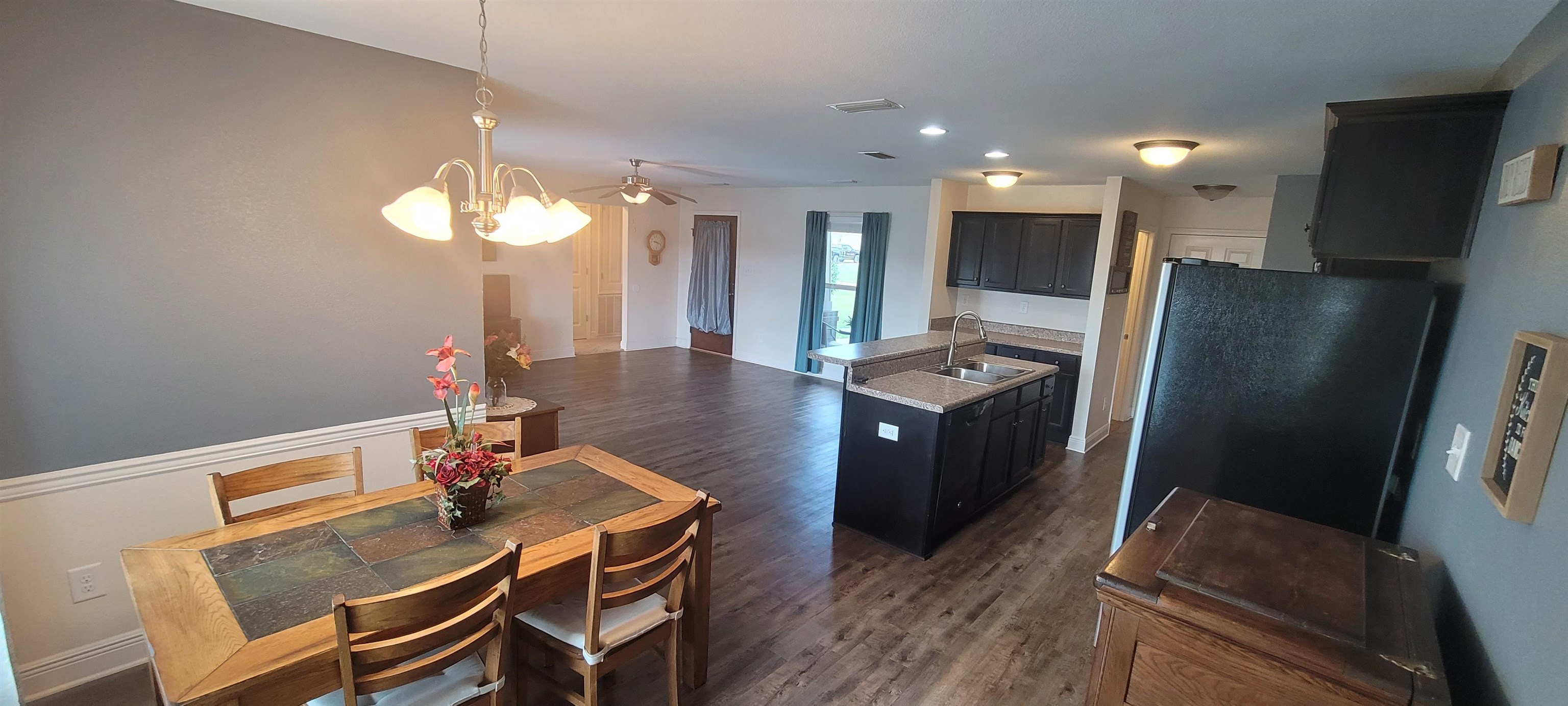 21628 Talbot Lane Robertsdale, AL 36567 - Photo 8 of 28 Kitchen/Dining