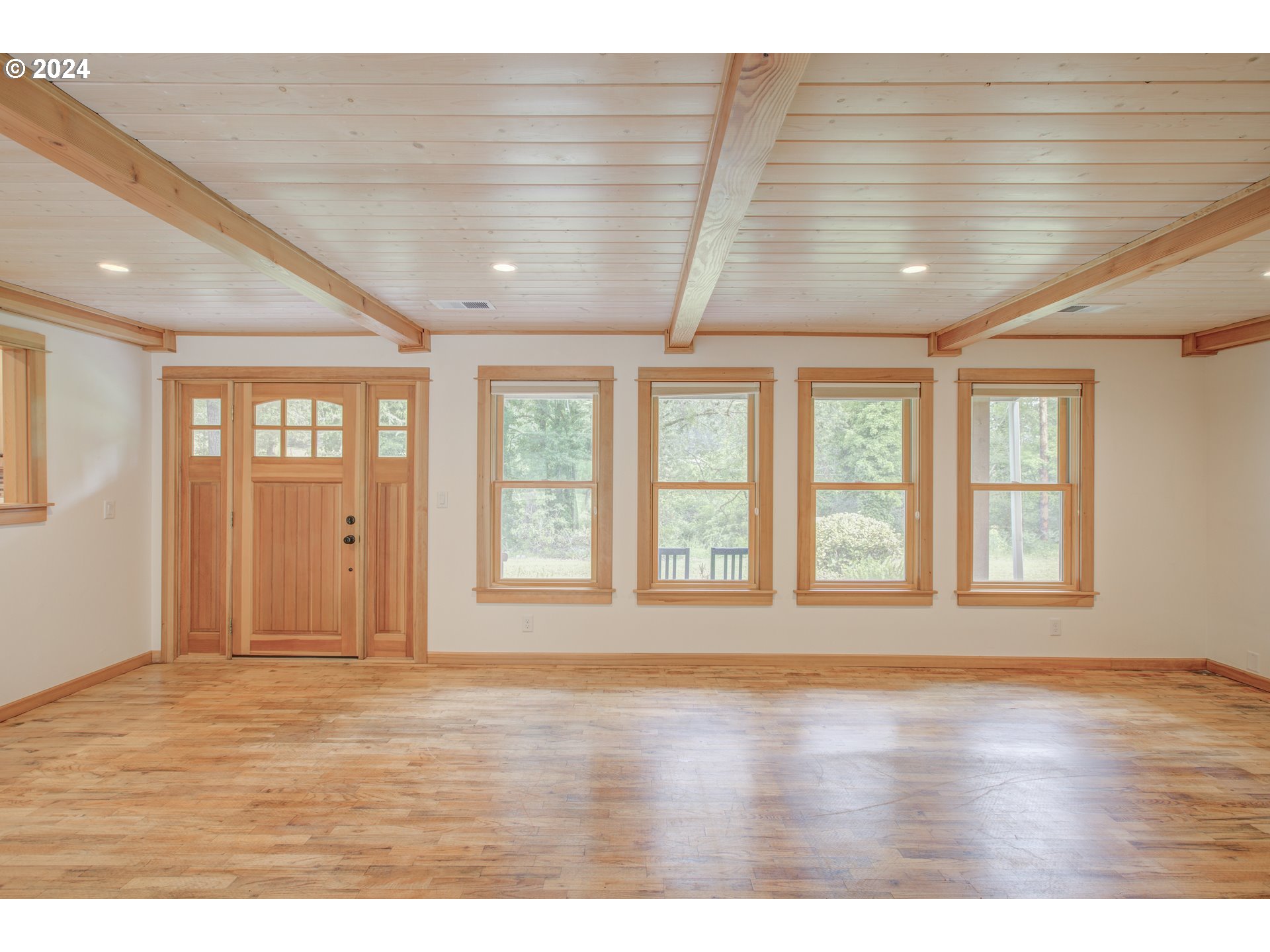 7283 South Myrtle Road Myrtle Creek, OR 97457 - Photo 12 of 48 Gallery Image 12