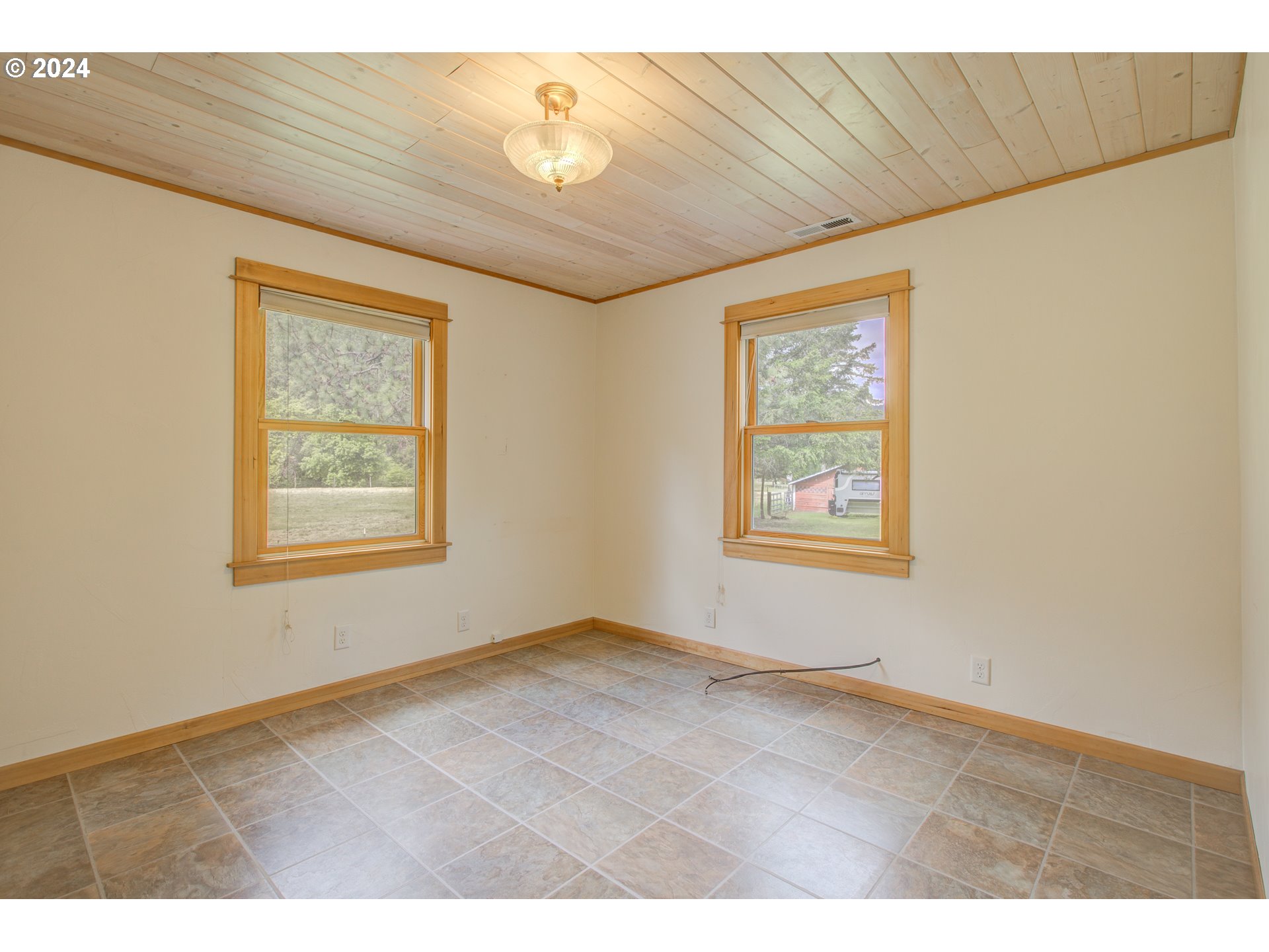 7283 South Myrtle Road Myrtle Creek, OR 97457 - Photo 33 of 48 Gallery Image 33