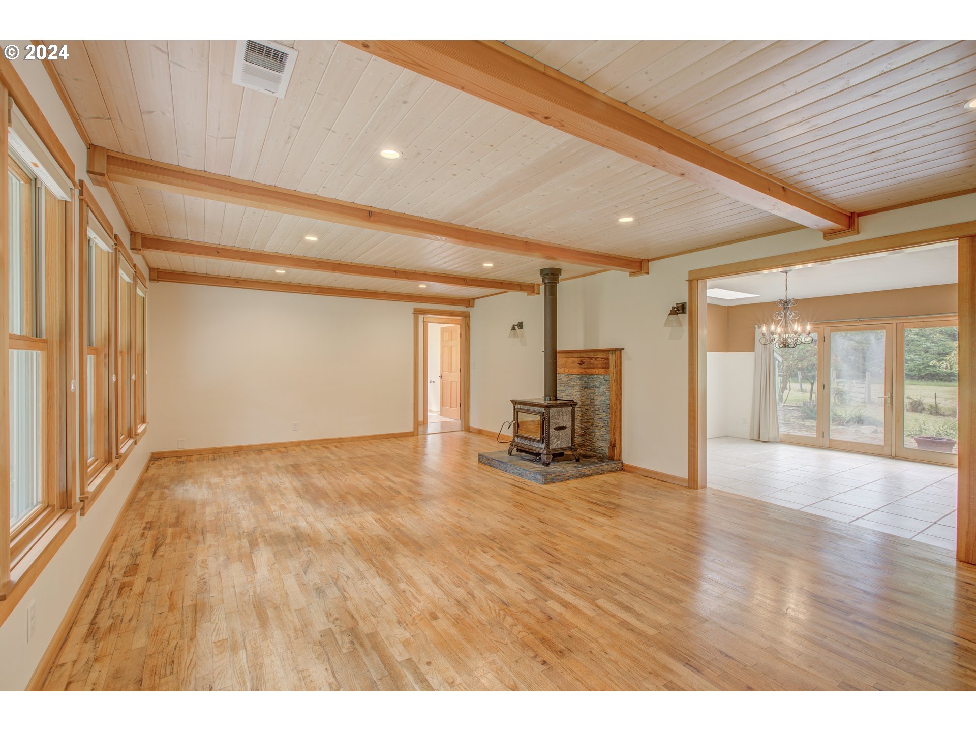 7283 South Myrtle Road Myrtle Creek, OR 97457 - Photo 7 of 48 Gallery Image 7