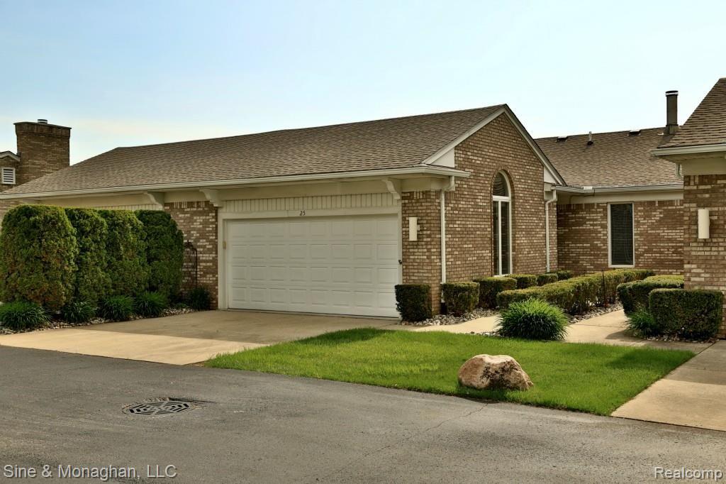 1935 River Road, Unit 25 St. Clair, MI 48079 - Photo 3 of 27 3.JPG