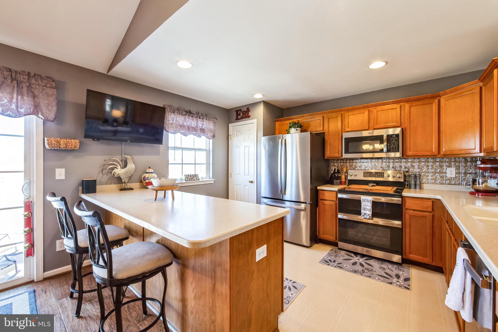 425 Georgetown Road Carneys Point, NJ 08069 - Photo 10 of 32 Gallery Image 10