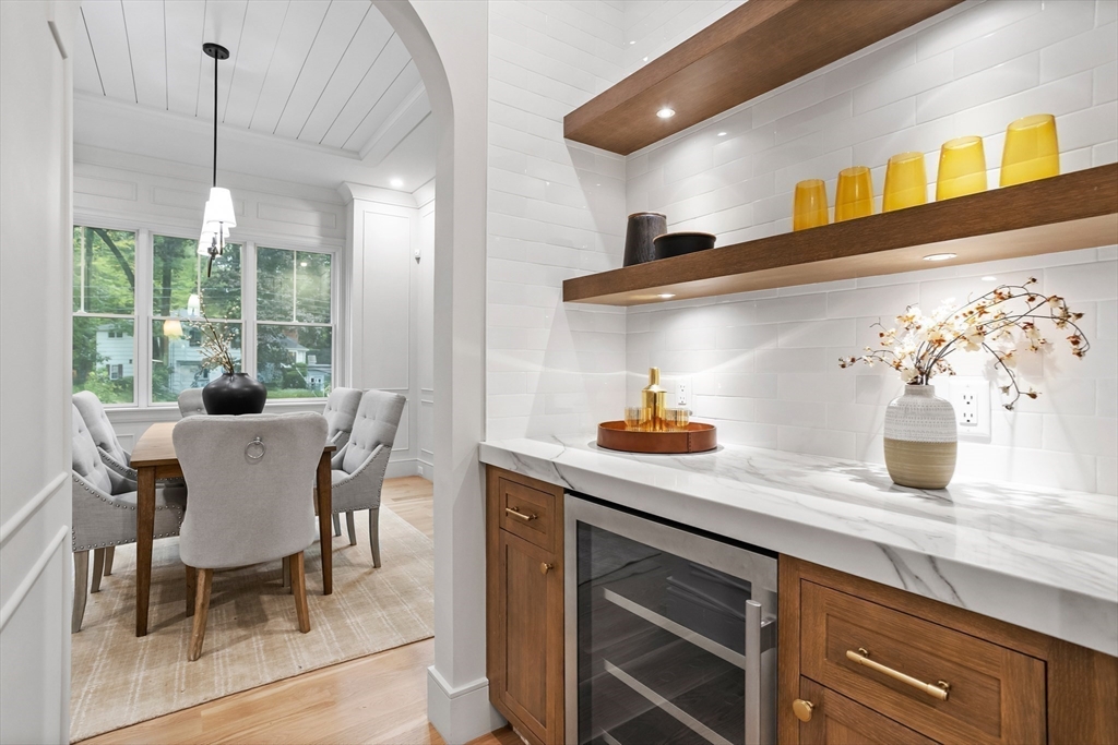 15 Peachtree Road Lexington, MA 02420 - Photo 12 of 40