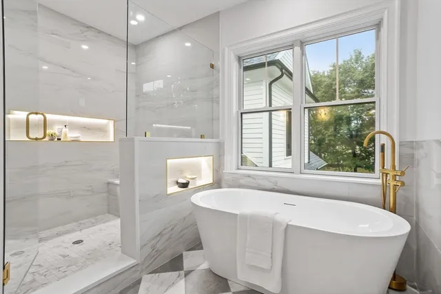 $3,999,000 | 15 Peachtree Road, Lexington, MA 02420