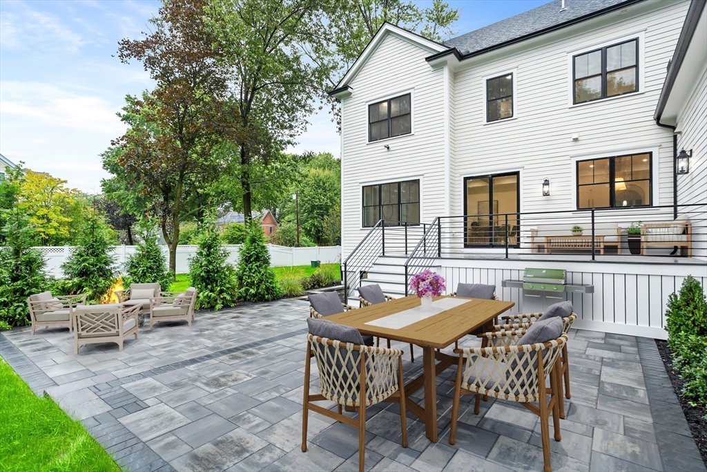 15 Peachtree Road Lexington, MA 02420 - Photo 39 of 40