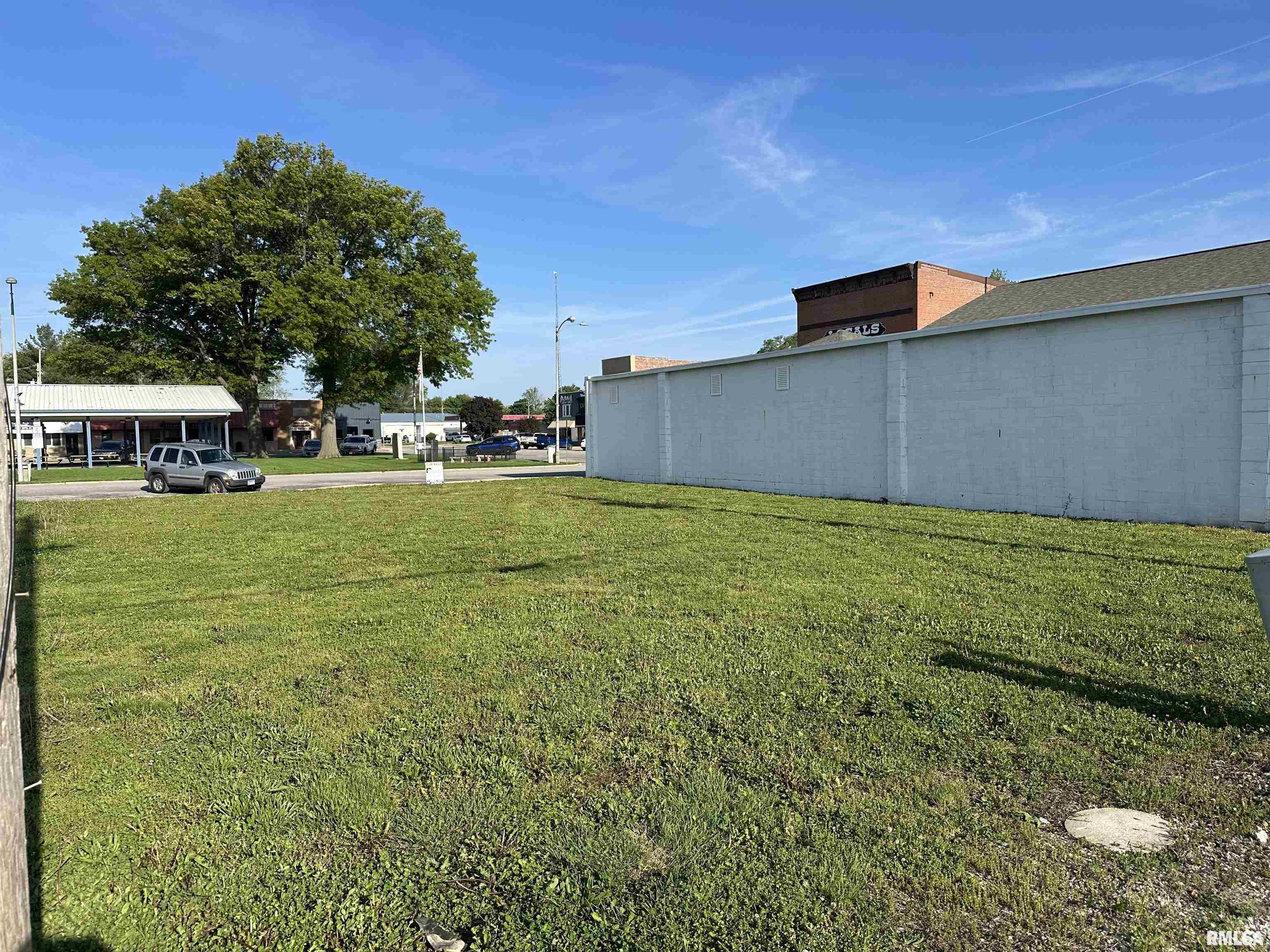 622 6th Street Pawnee, IL 62558 - Photo 5 of 5