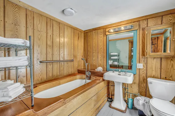 $674,900 | 110 Middle Road, New Portland, ME 04961