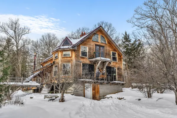 $674,900 | 110 Middle Road, New Portland, ME 04961
