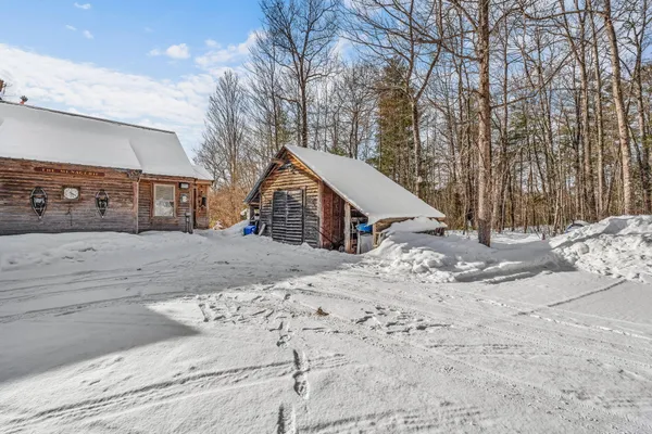 $674,900 | 110 Middle Road, New Portland, ME 04961