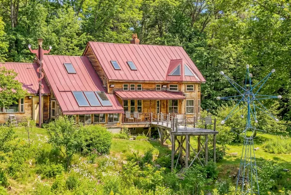 $674,900 | 110 Middle Road, New Portland, ME 04961