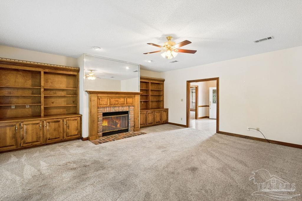 1513 Kings Road Cantonment, FL 32533 - Photo 7 of 33