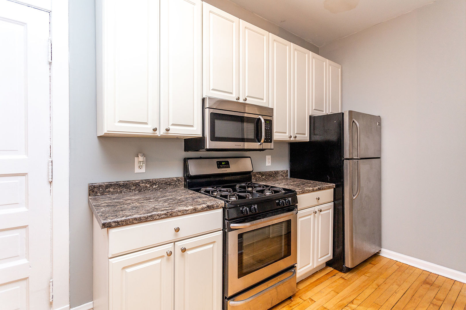 923 West Sheridan Road, Unit 1 Chicago, IL 60613 - Photo 4 of 18