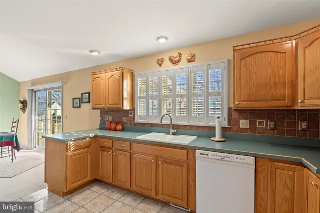 $360,000 | 27 Kower Court, Mechanicsburg, PA 17055