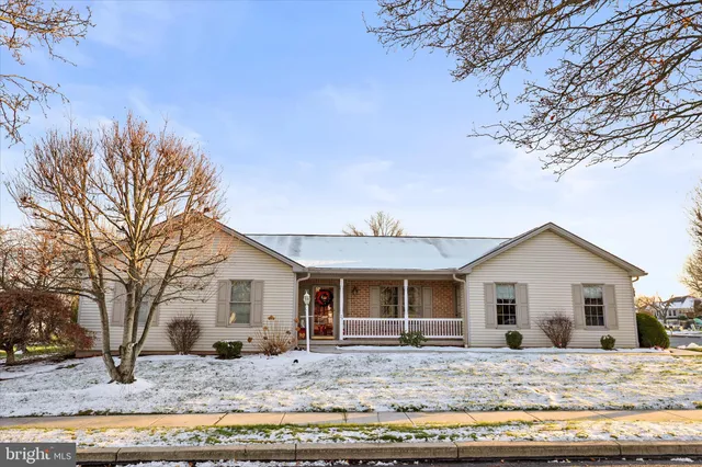 $360,000 | 27 Kower Court, Mechanicsburg, PA 17055