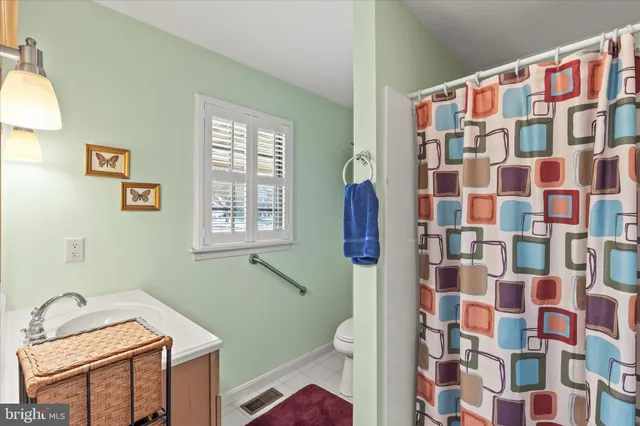 $360,000 | 27 Kower Court, Mechanicsburg, PA 17055