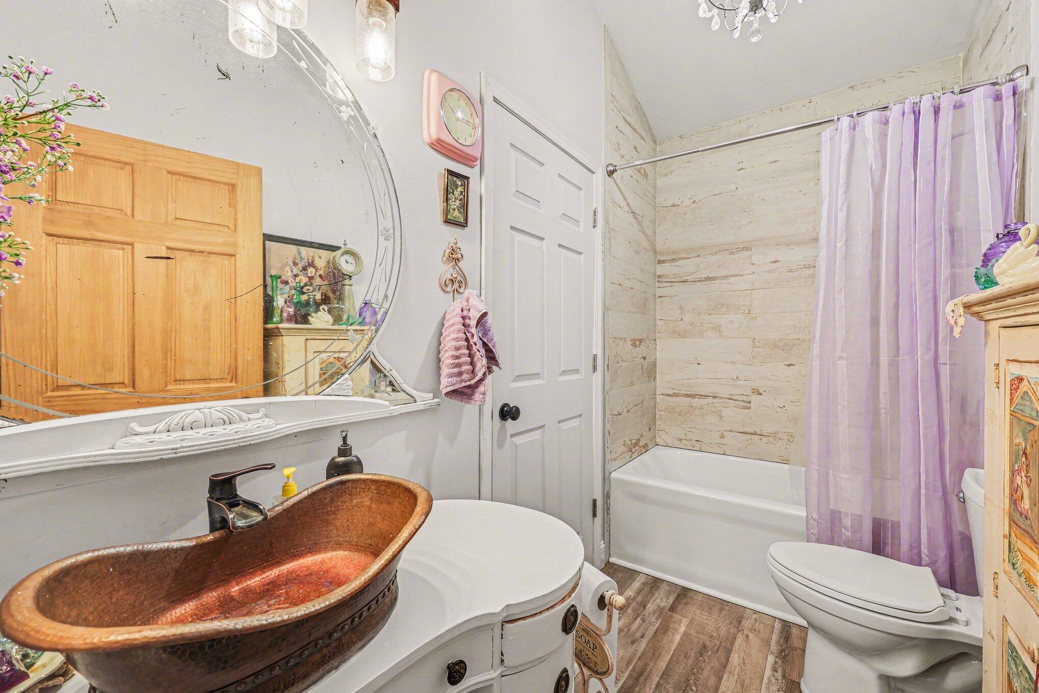 219 South Portage Road Jackson, MI 49201 - Photo 12 of 27 014_file_8891