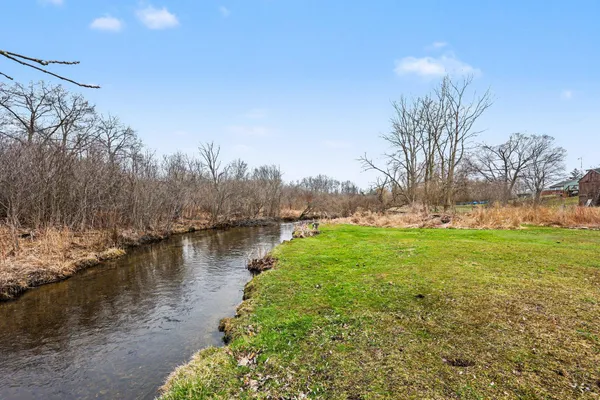 $319,900 | 219 South Portage Road, Jackson, MI 49201