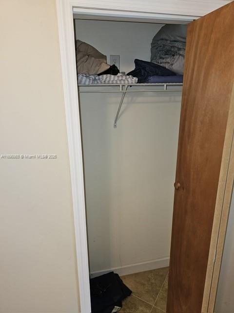 8660 Southwest 14th Street Pembroke Pines, FL 33025 - Photo 11 of 26