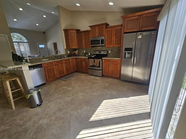 8660 Southwest 14th Street Pembroke Pines, FL 33025 - Photo 14 of 26