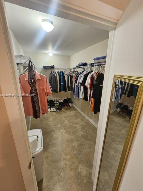 8660 Southwest 14th Street Pembroke Pines, FL 33025 - Photo 9 of 26