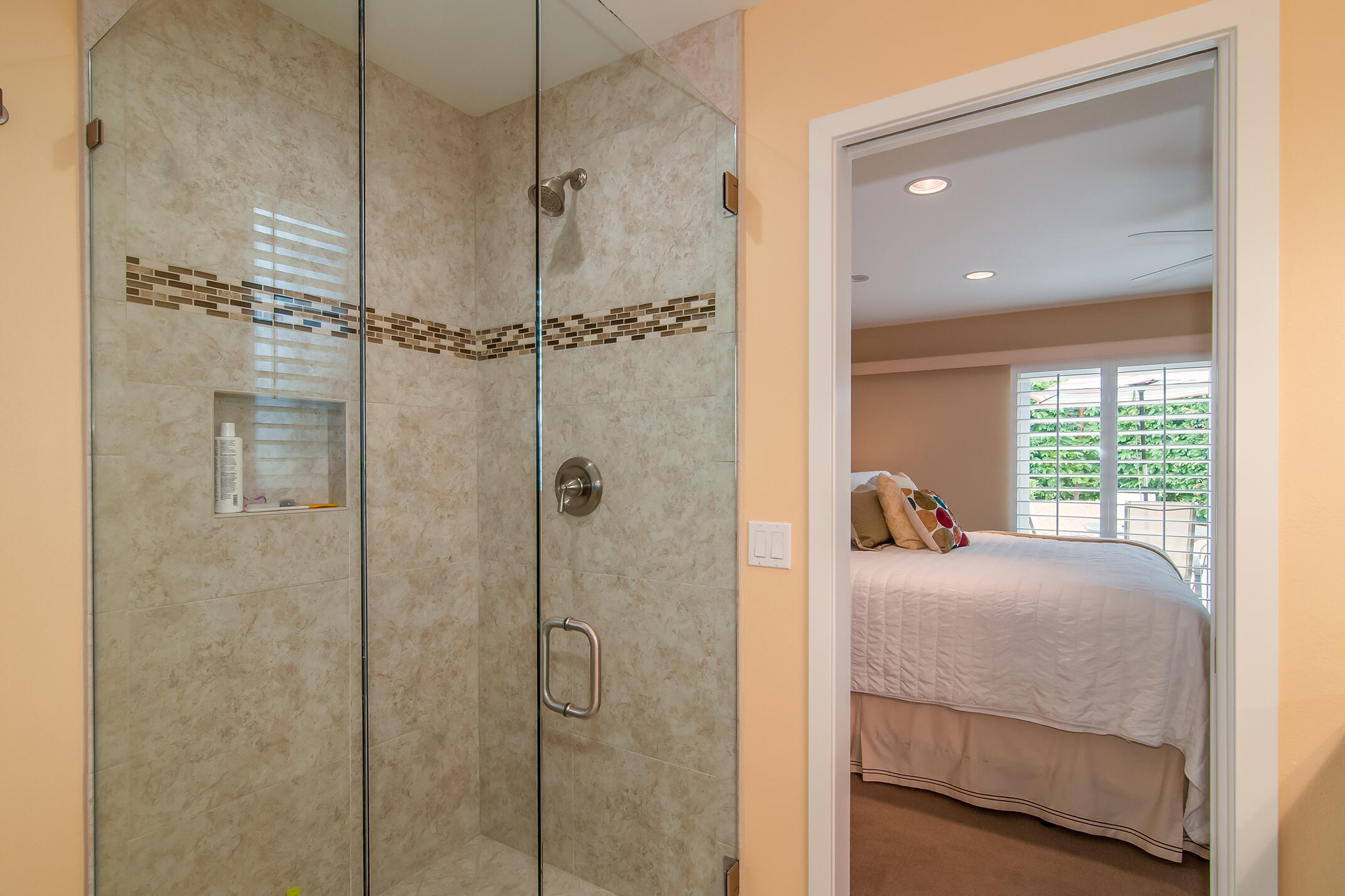48275 Racquet Lane Palm Desert, CA 92260 - Photo 17 of 29 a en suite bathroom with a shower