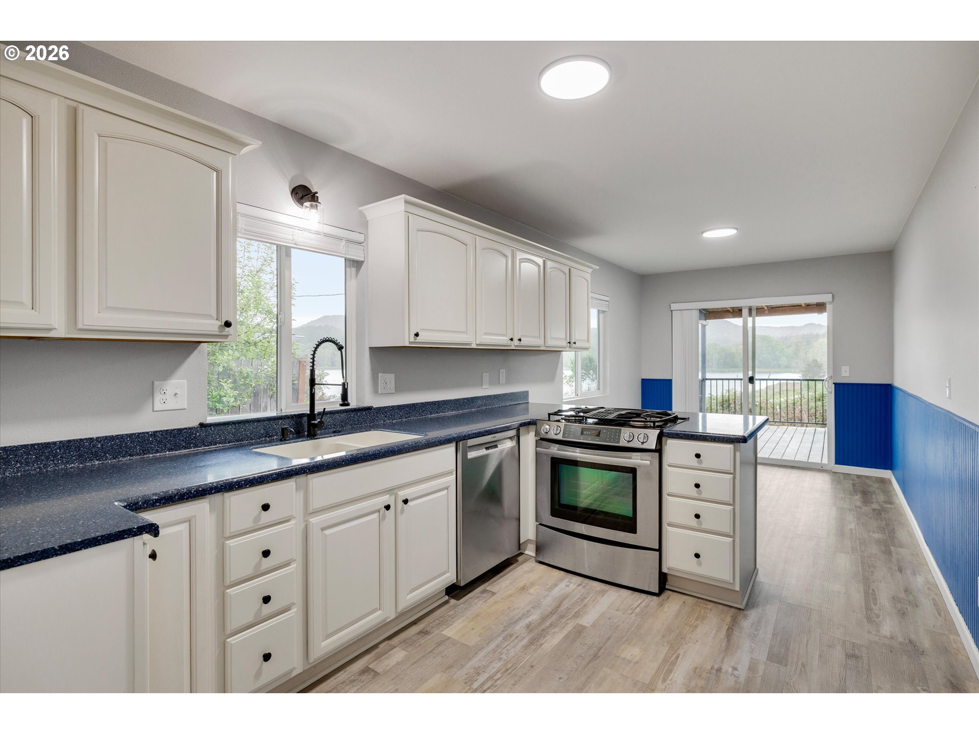 885 East Bridge Street Vernonia, OR 97064 - Photo 17 of 48
