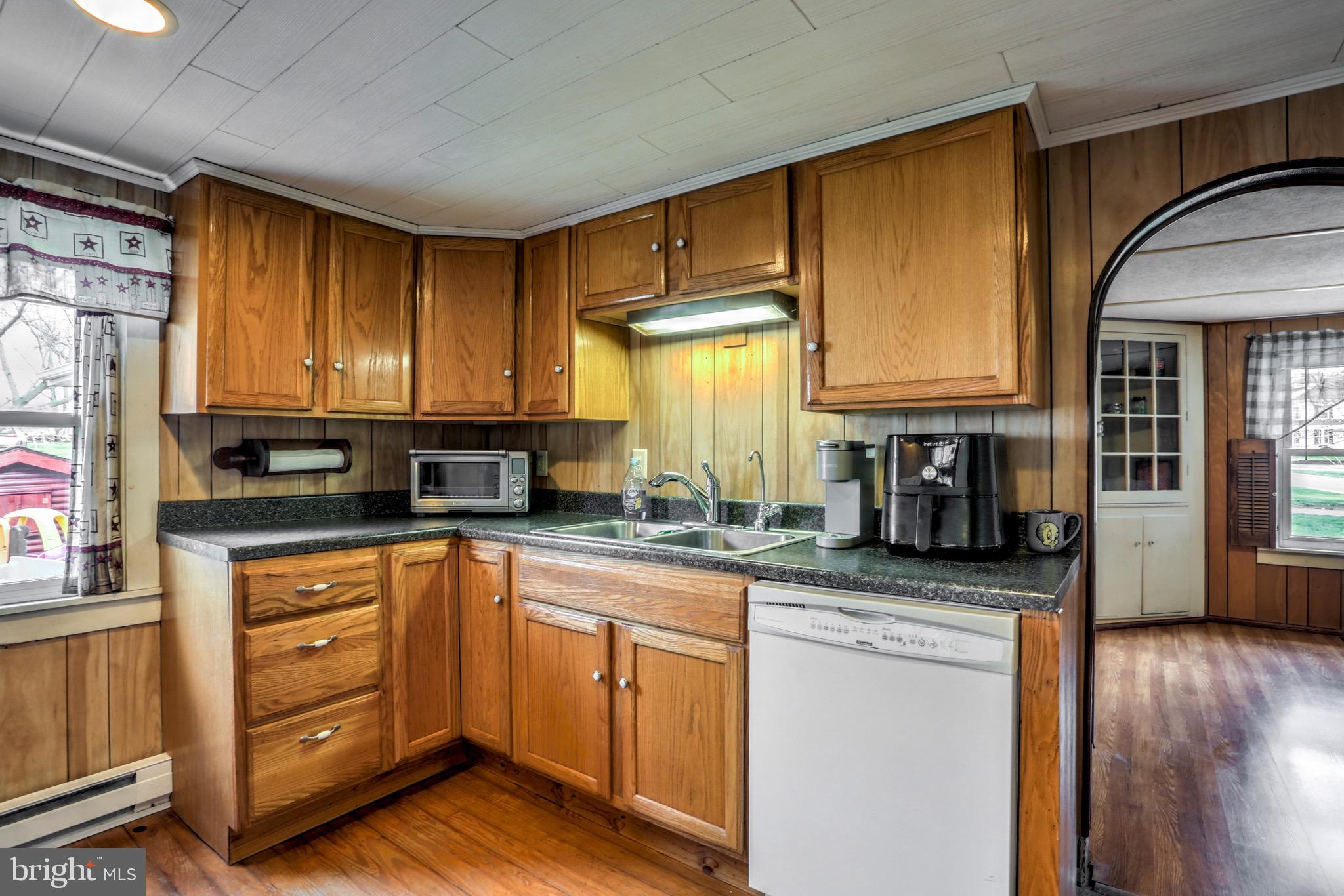 693 Marticville Road Pequea, PA 17565 - Photo 18 of 27 Gallery Image 18