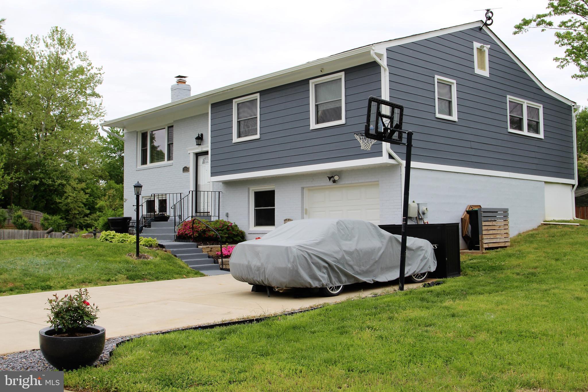 13835 Delaney Road Woodbridge, VA 22193 - Photo 2 of 81 Gallery Image 2