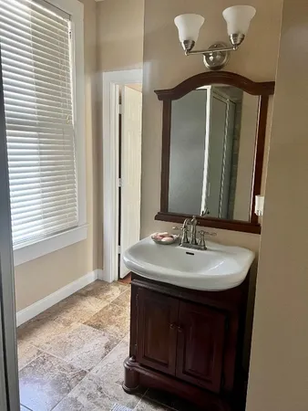$1,025 | 1812 Winnie Street, Unit REAR, Galveston, TX 77550