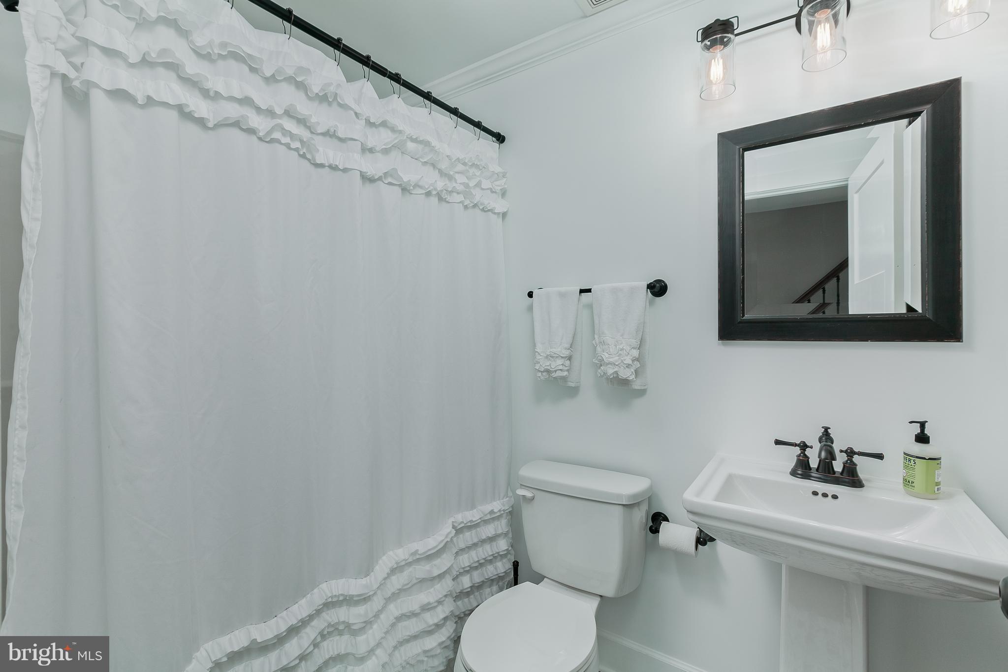 7608 Dance Hall Road Frederick, MD 21701 - Photo 12 of 30 Full Bathroom on Main Level