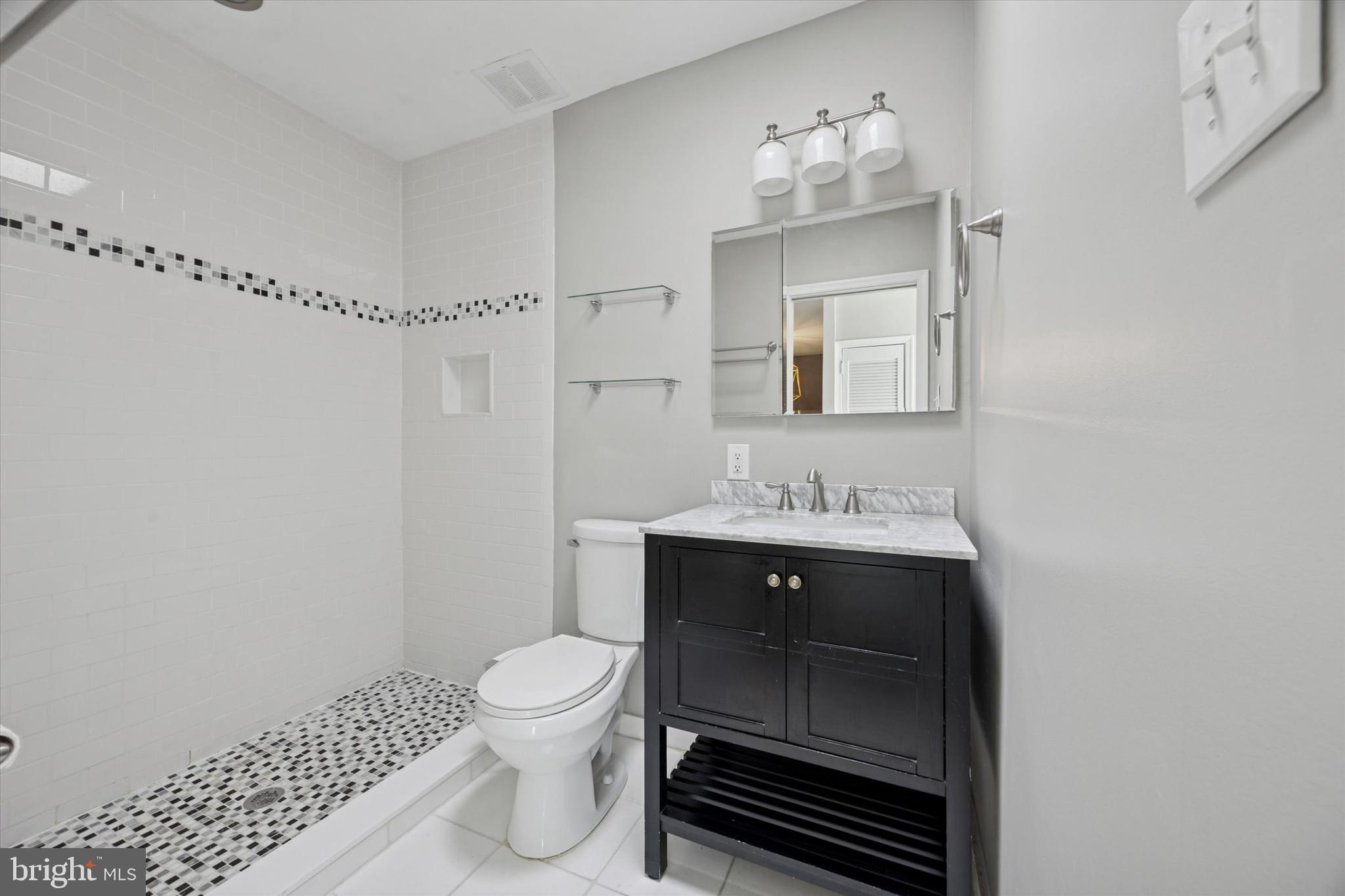 1206 Panama Street, Unit A Philadelphia, PA 19107 - Photo 11 of 21