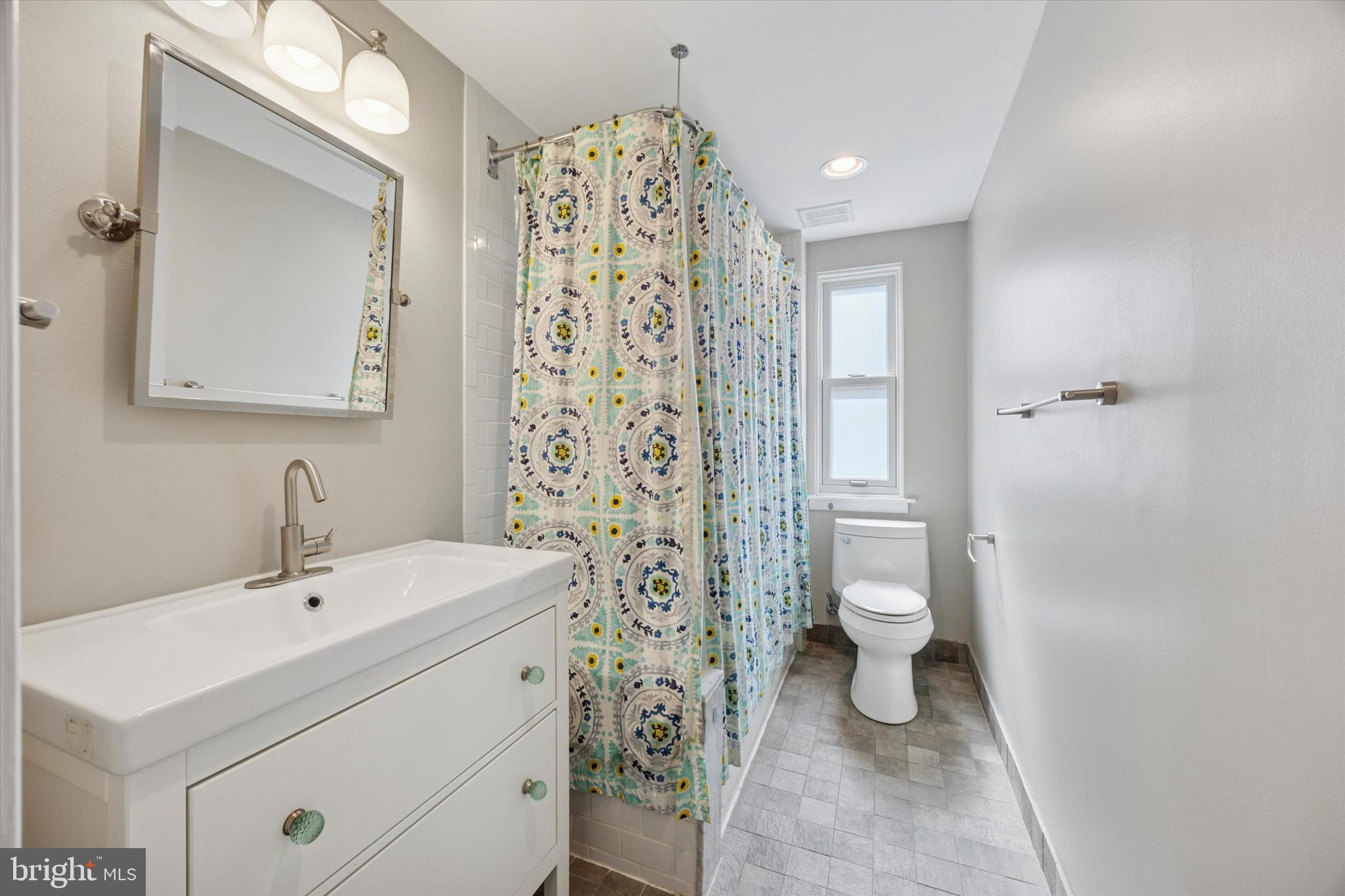 1206 Panama Street, Unit A Philadelphia, PA 19107 - Photo 16 of 21