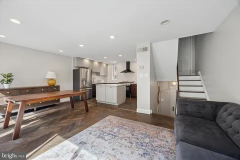 $1,100,000 | 1206 Panama Street, Unit A, Philadelphia, PA 19107