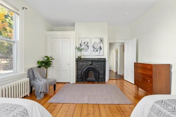 $3,400 | 3 Draper Street, Unit 1, Boston, MA 02122