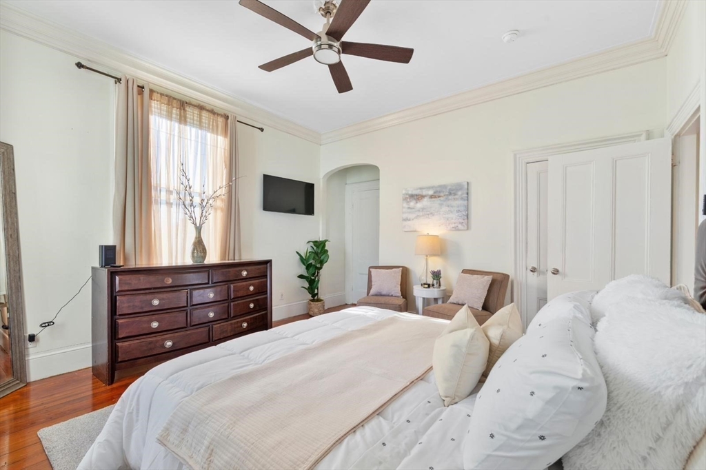 3 Draper Street, Unit 1 Boston, MA 02122 - Photo 5 of 9