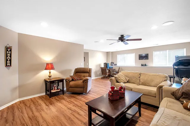 $269,500 | 1600 East Winterset Circle, Goddard, KS 67052