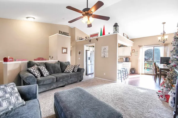 $269,500 | 1600 East Winterset Circle, Goddard, KS 67052