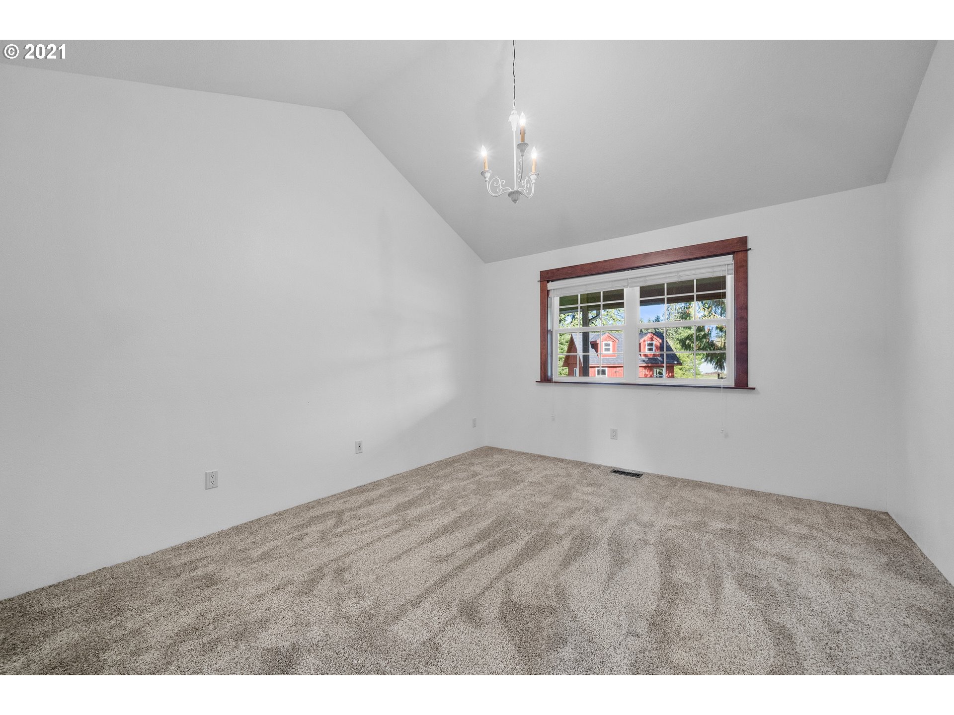 19000 Blanchard Road Cloverdale, OR 97112 - Photo 20 of 31 Gallery Image 20