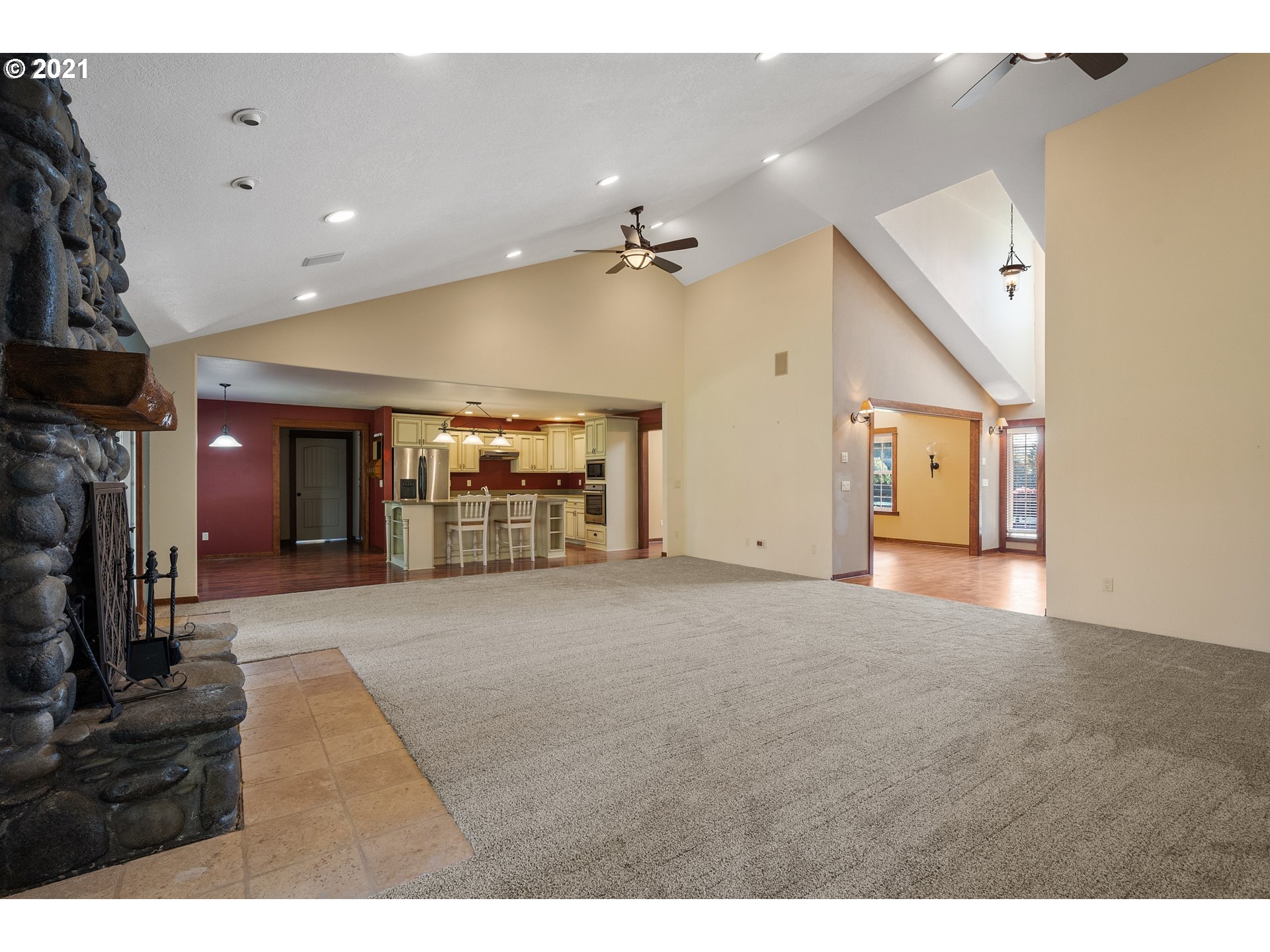 19000 Blanchard Road Cloverdale, OR 97112 - Photo 9 of 31 Gallery Image 9
