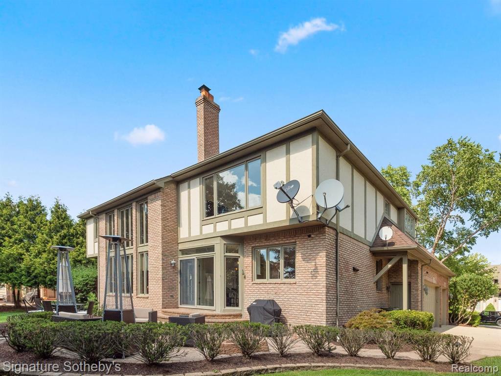 2085 Mapleridge Road Rochester Hills, MI 48309 - Photo 55 of 58