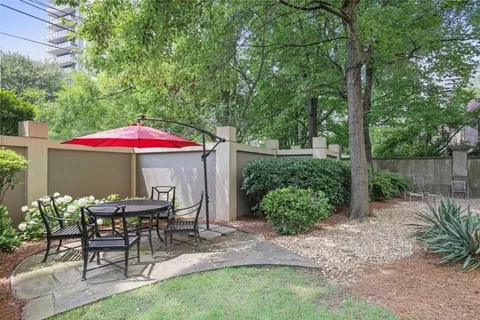 $269,000 | 2499 Peachtree Street Northeast, Unit 406, Atlanta, GA 30305