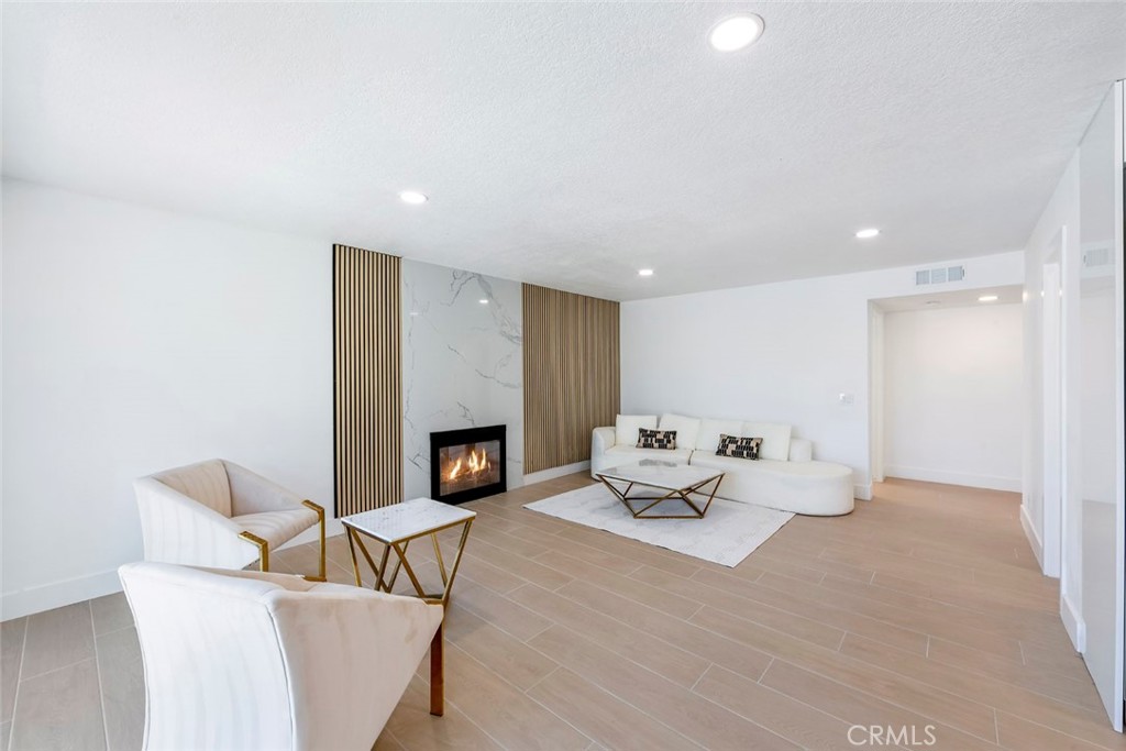 32232 Fall River Road Trabuco Canyon, CA 92679 - Photo 17 of 41 family Room