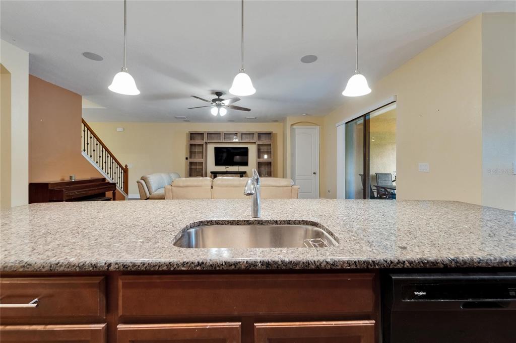 11911 Sunburst Marble Road Riverview, FL 33579 - Photo 15 of 67 Gallery Image 15