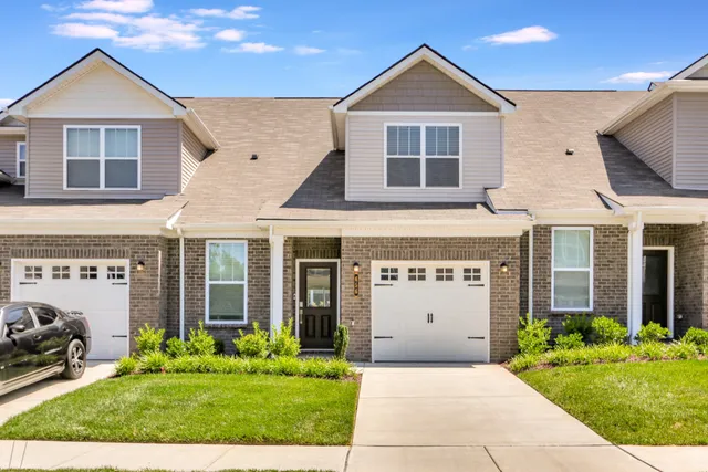 $374,990 | 656 Birdie Drive, Spring Hill, TN 37174